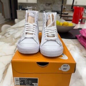 Nike Blazer Mid '77 White Sneakers